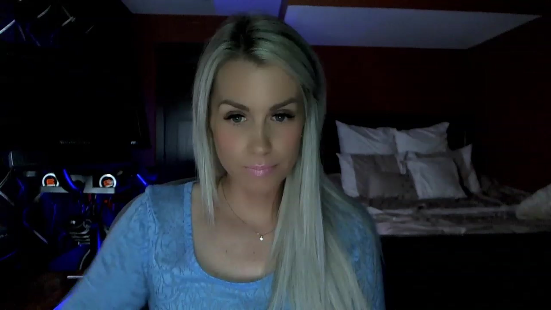 Gallery image thumbnail from Cora9's myfreecams stream on, 04/14/2023, 04:10 image 9 of 20