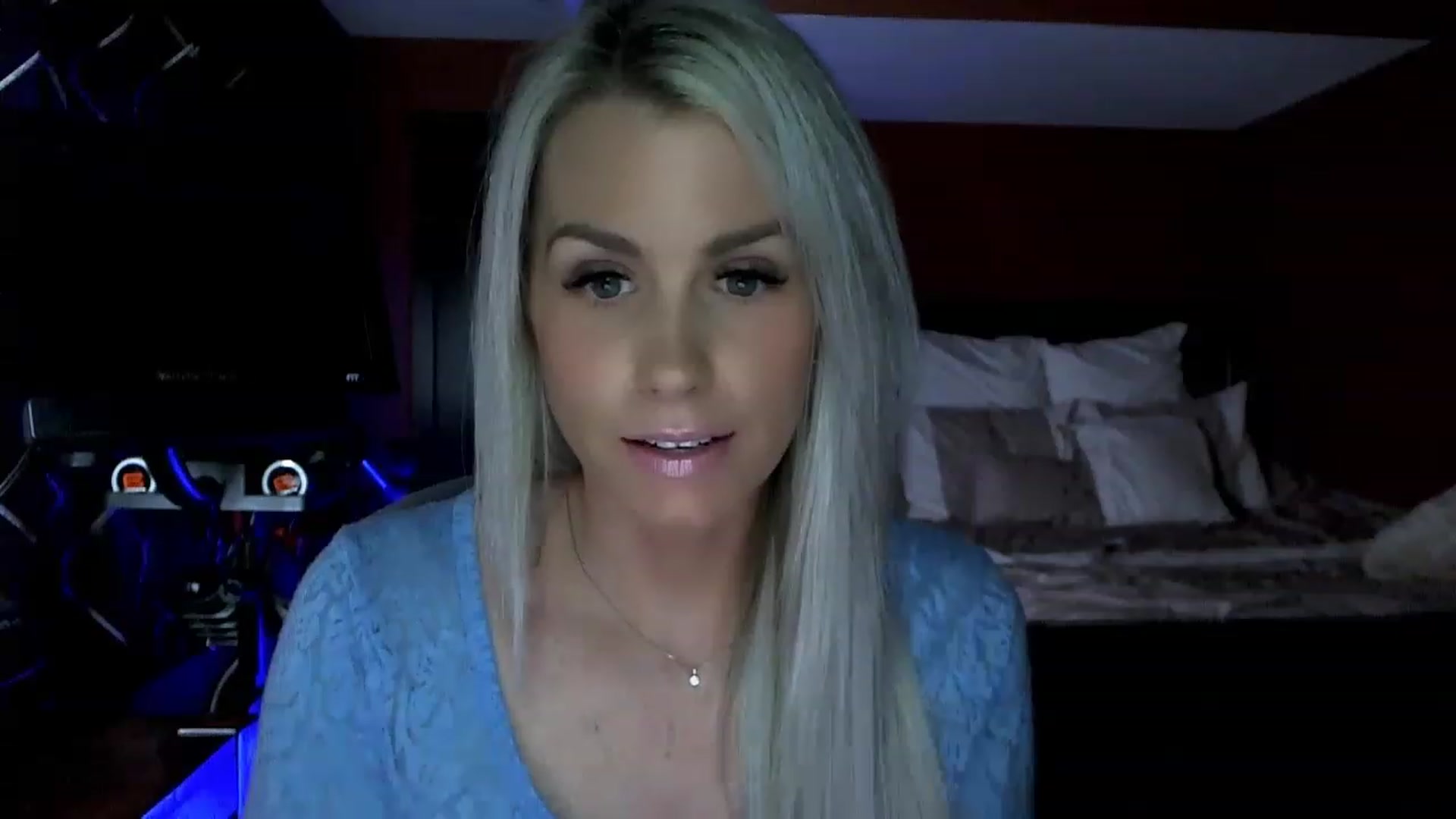 Gallery image thumbnail from Cora9's myfreecams stream on, 04/14/2023, 04:10 image 14 of 20