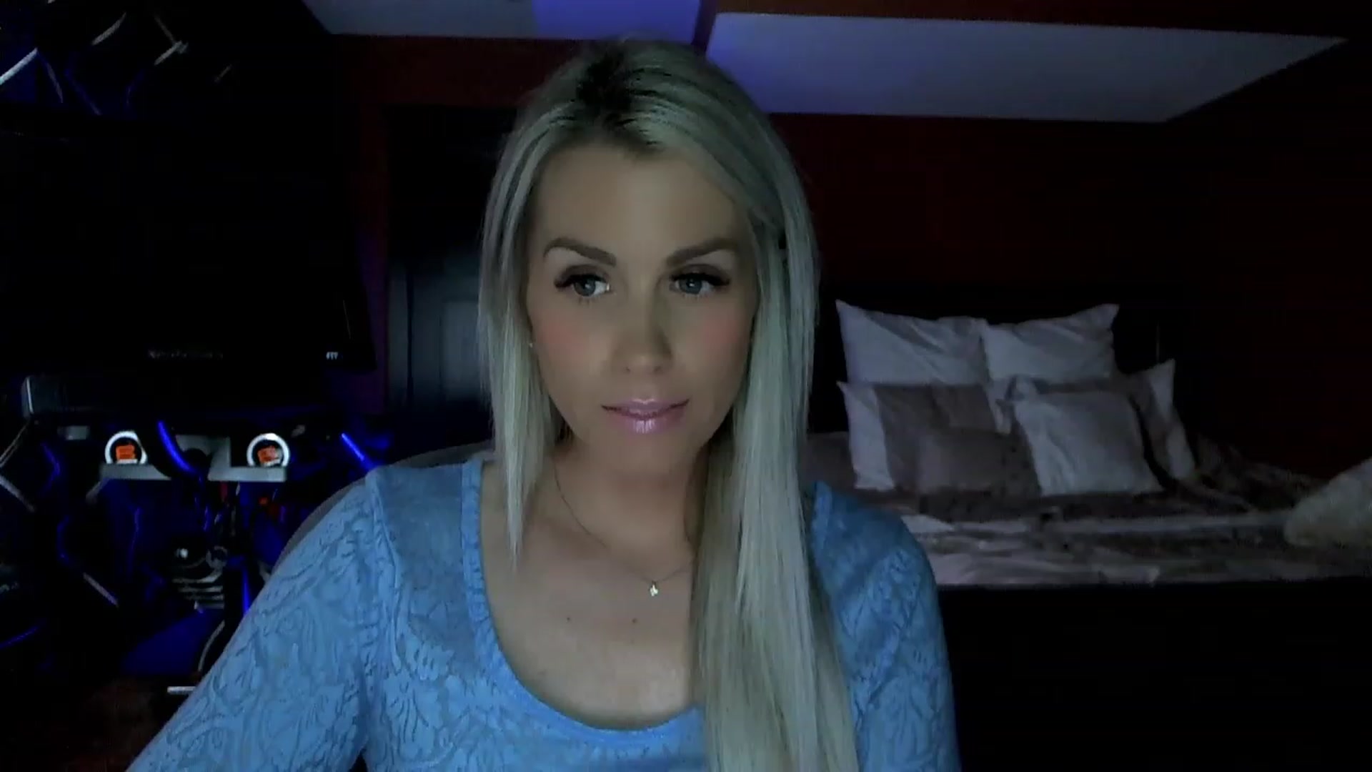 Gallery image thumbnail from Cora9's myfreecams stream on, 04/14/2023, 04:10 image 7 of 20