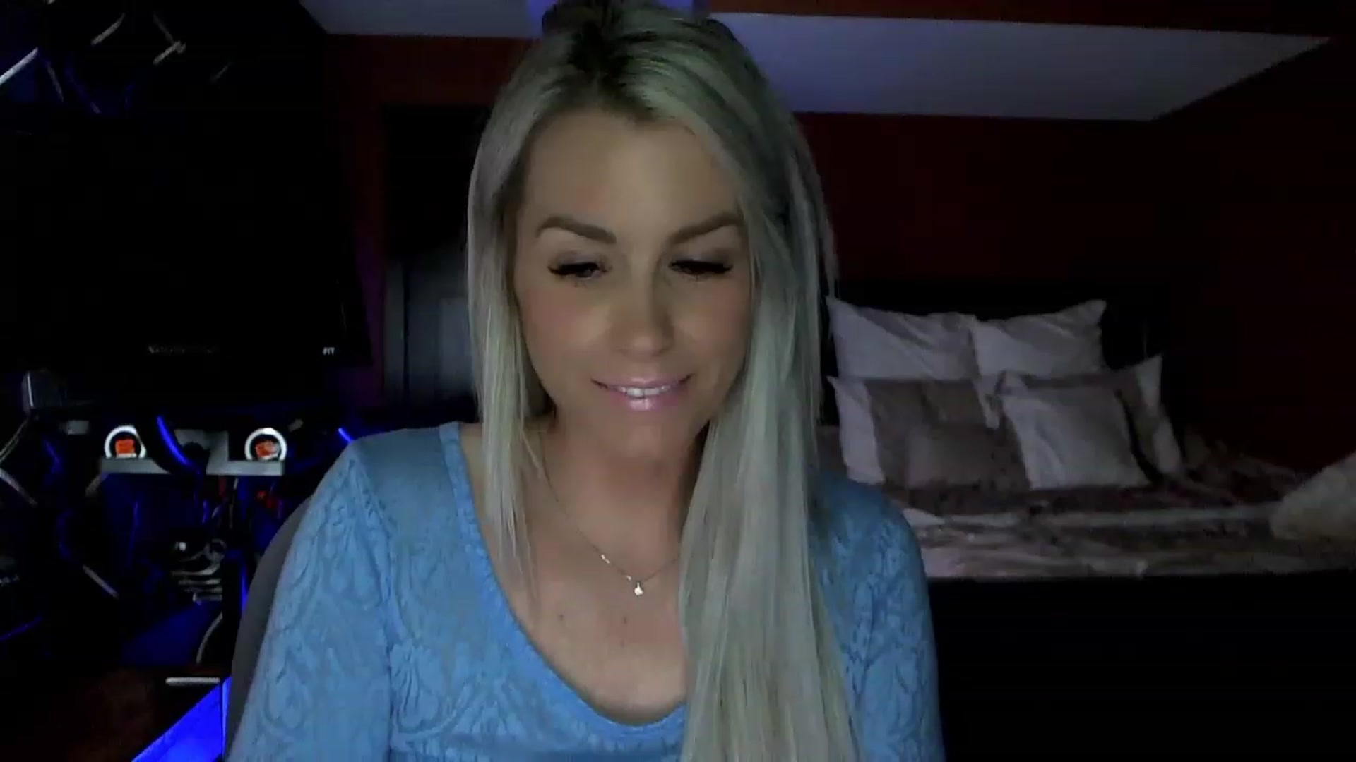 Gallery image thumbnail from Cora9's myfreecams stream on, 04/14/2023, 04:10 image 19 of 20
