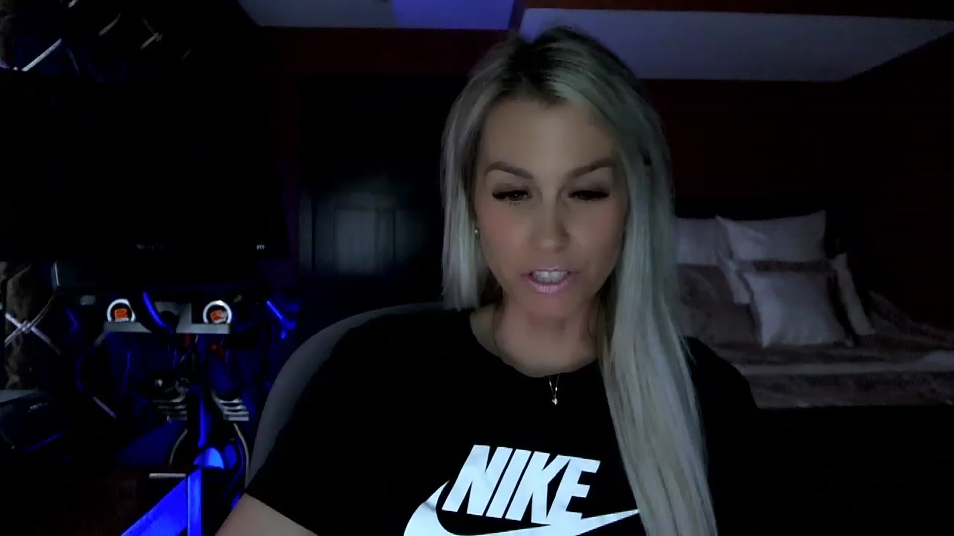Gallery image thumbnail from Cora9's myfreecams stream on, 04/20/2023, 05:01 image 11 of 20