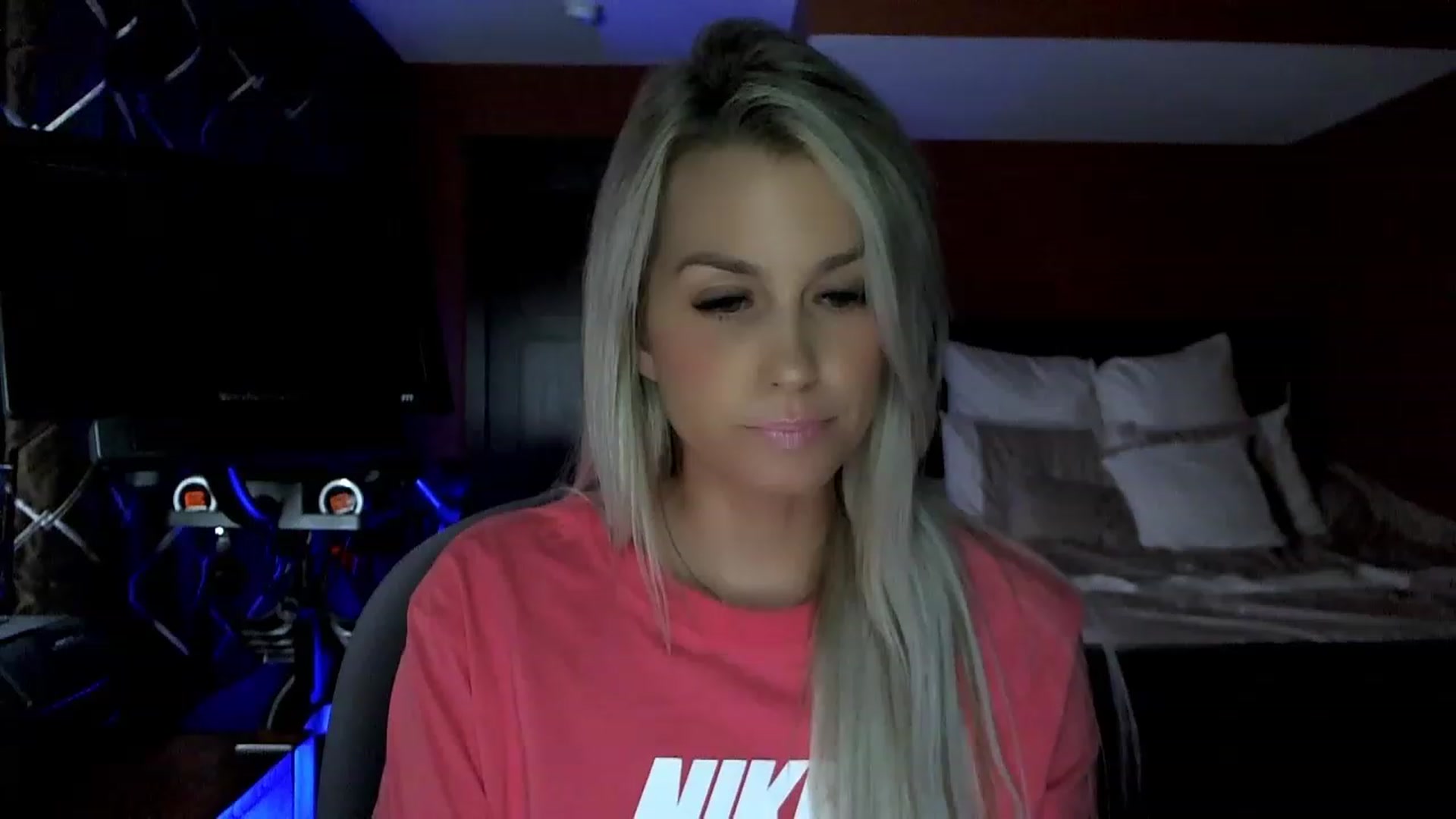 Gallery image thumbnail from Cora9's myfreecams stream on, 04/27/2023, 04:30 image 11 of 20