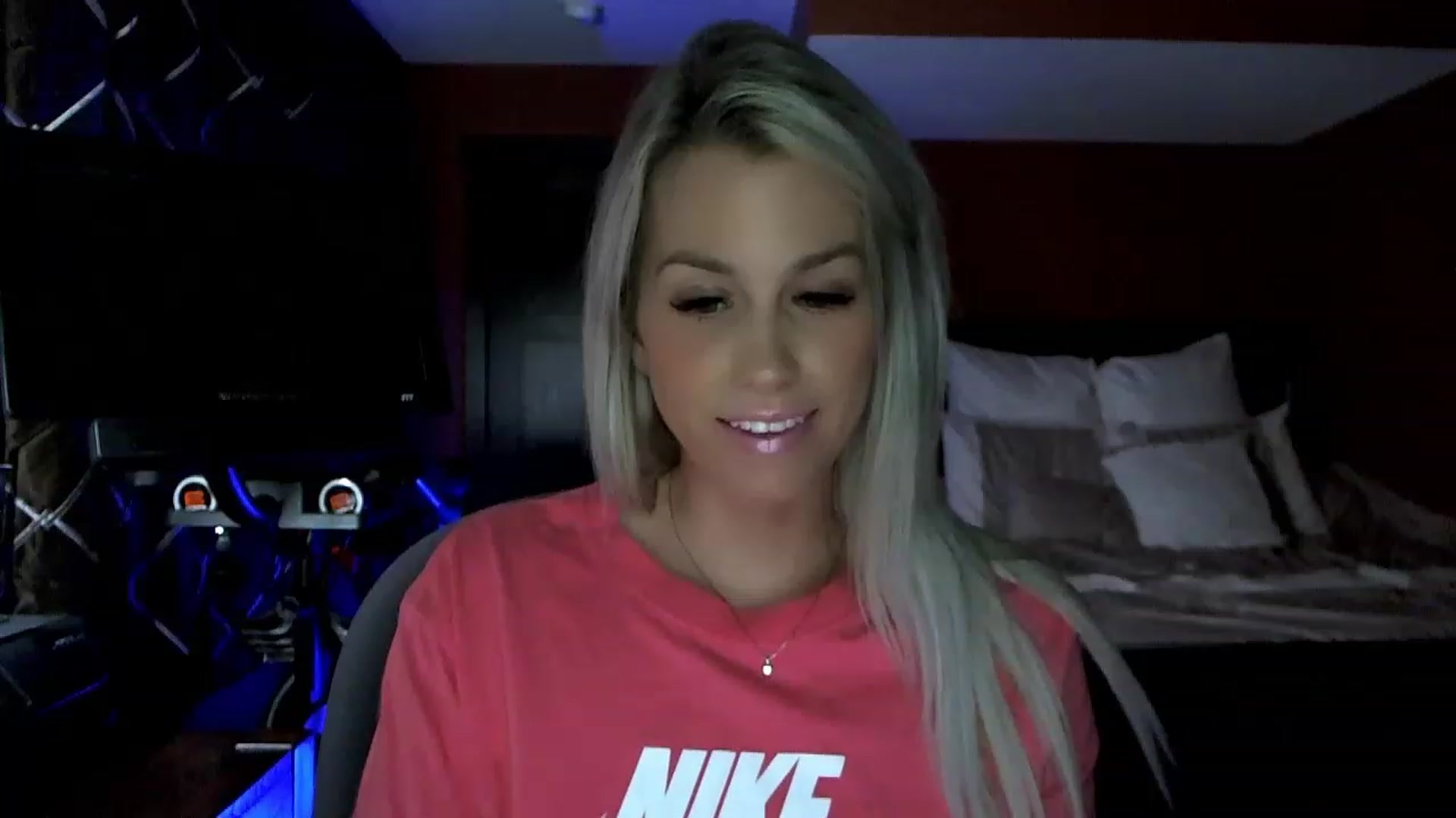 Gallery image thumbnail from Cora9's myfreecams stream on, 04/27/2023, 04:30 image 13 of 20