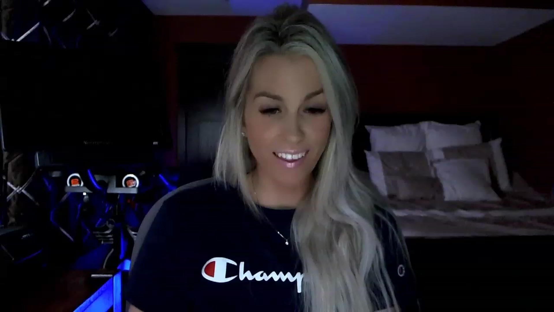Gallery image thumbnail from Cora9's myfreecams stream on, 05/02/2023, 04:17 image 4 of 20
