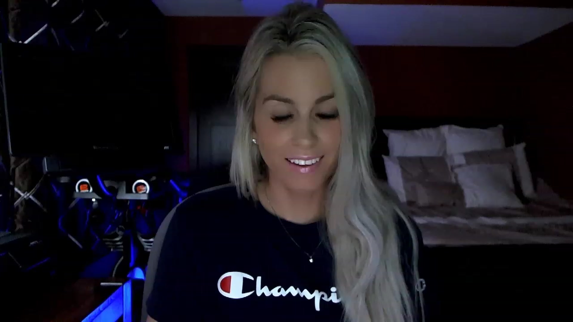 Gallery image thumbnail from Cora9's myfreecams stream on, 05/02/2023, 04:17 image 13 of 20