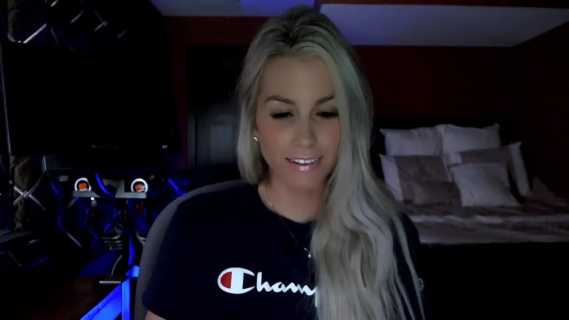 Gallery image thumbnail from Cora9's myfreecams stream on, 05/02/2023, 04:17 image 12 of 20
