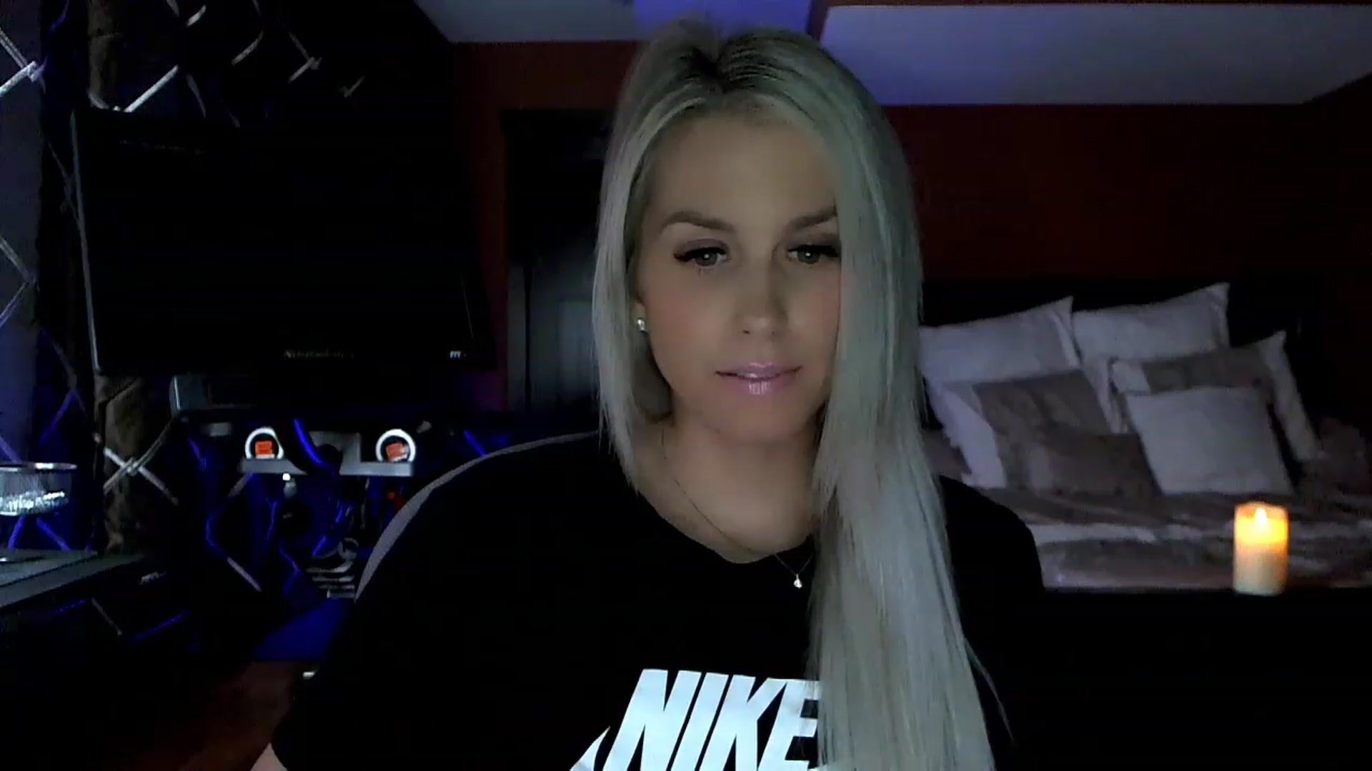Gallery image thumbnail from Cora9's myfreecams stream on, 05/05/2023, 04:42 image 4 of 20