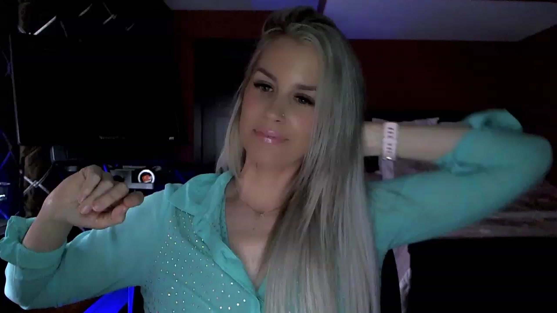 Gallery image thumbnail from Cora9's myfreecams stream on, 05/10/2023, 04:52 image 19 of 20