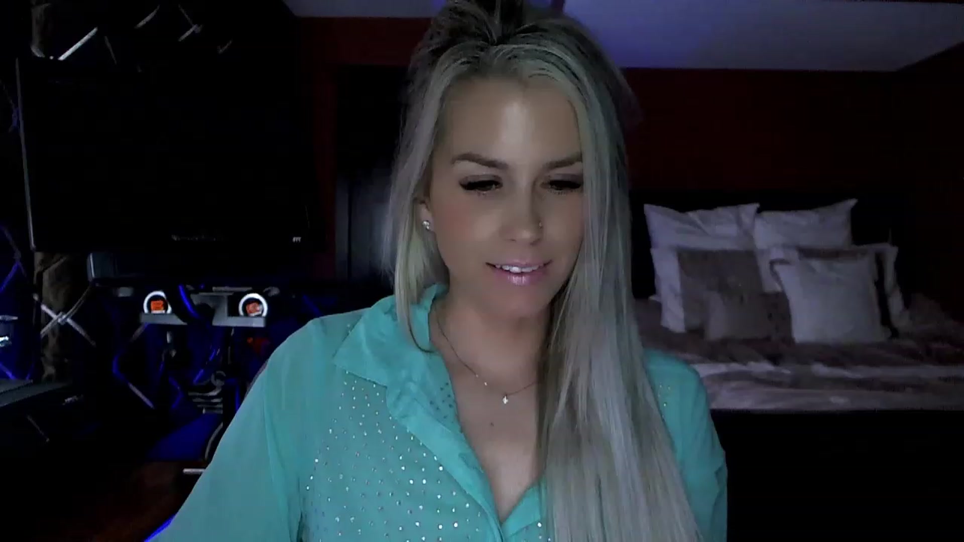 Gallery image thumbnail from Cora9's myfreecams stream on, 05/10/2023, 04:52 image 12 of 20