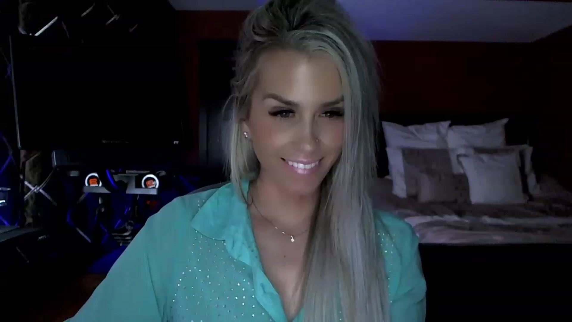 Gallery image thumbnail from Cora9's myfreecams stream on, 05/10/2023, 04:52 image 18 of 20