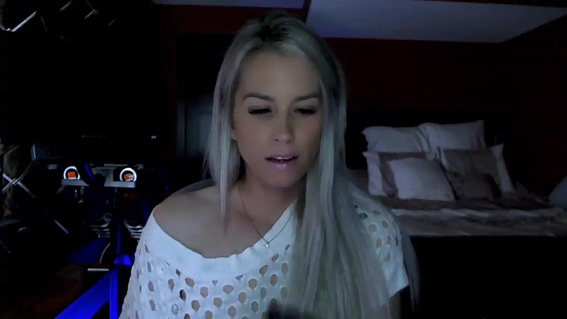 Gallery image thumbnail from Cora9's myfreecams stream on, 05/12/2023, 05:02 image 12 of 20