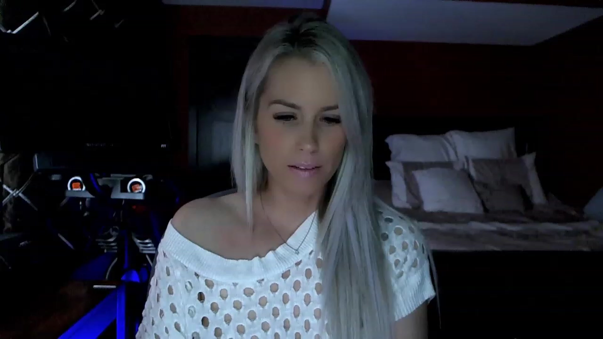 Gallery image thumbnail from Cora9's myfreecams stream on, 05/12/2023, 05:02 image 15 of 20