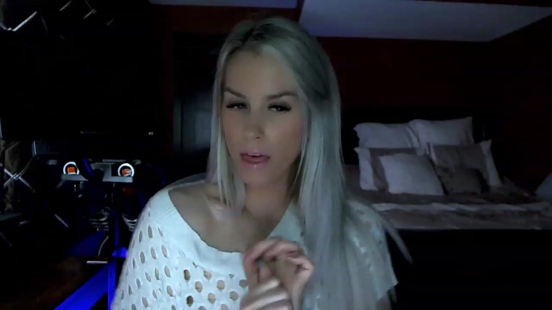 Gallery image thumbnail from Cora9's myfreecams stream on, 05/12/2023, 05:02 image 2 of 20