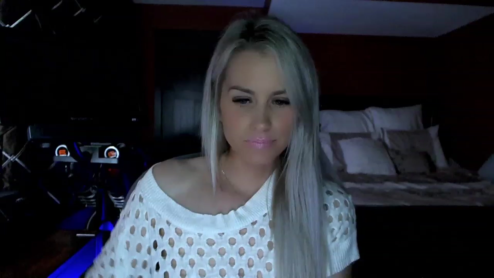 Gallery image thumbnail from Cora9's myfreecams stream on, 05/12/2023, 05:02 image 8 of 20