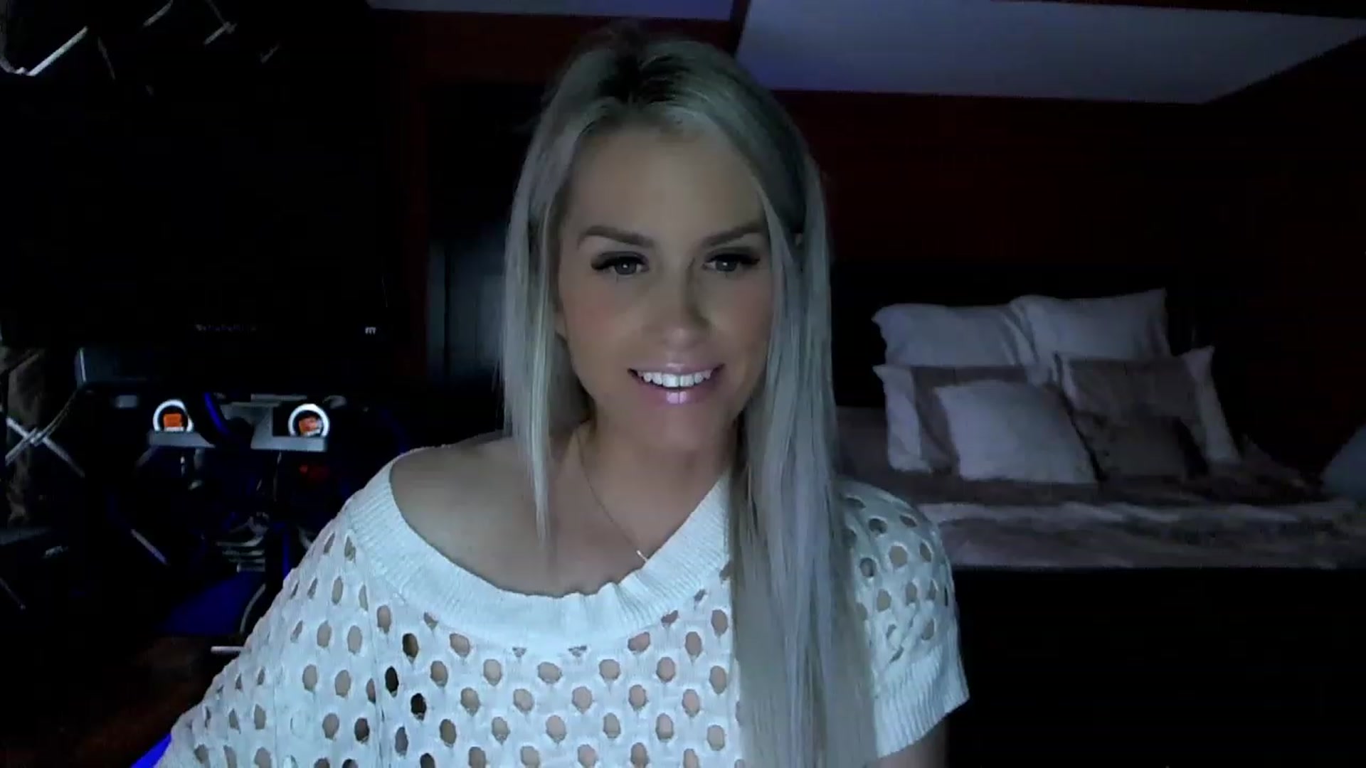 Gallery image thumbnail from Cora9's myfreecams stream on, 05/12/2023, 05:02 image 7 of 20