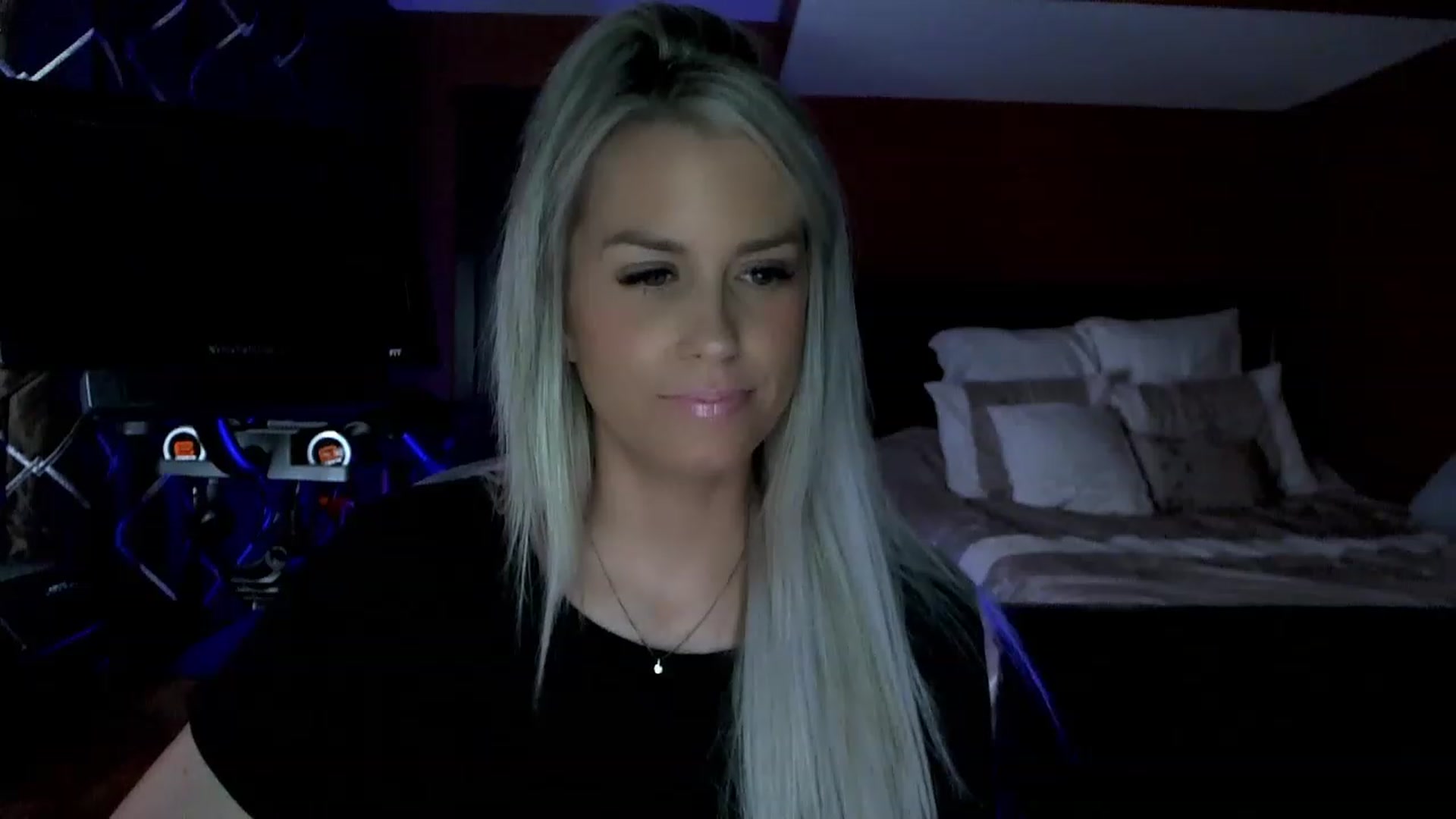 Gallery image thumbnail from Cora9's myfreecams stream on, 05/15/2023, 05:11 image 5 of 20