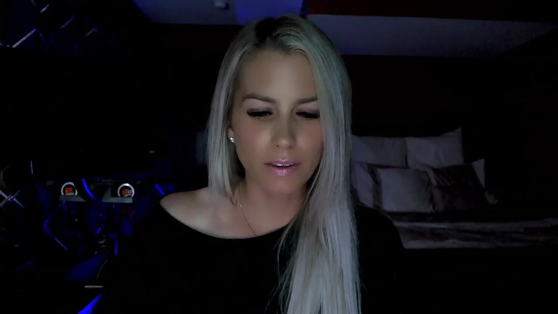 Gallery image thumbnail from Cora9's myfreecams stream on, 06/01/2023, 04:32 image 2 of 20