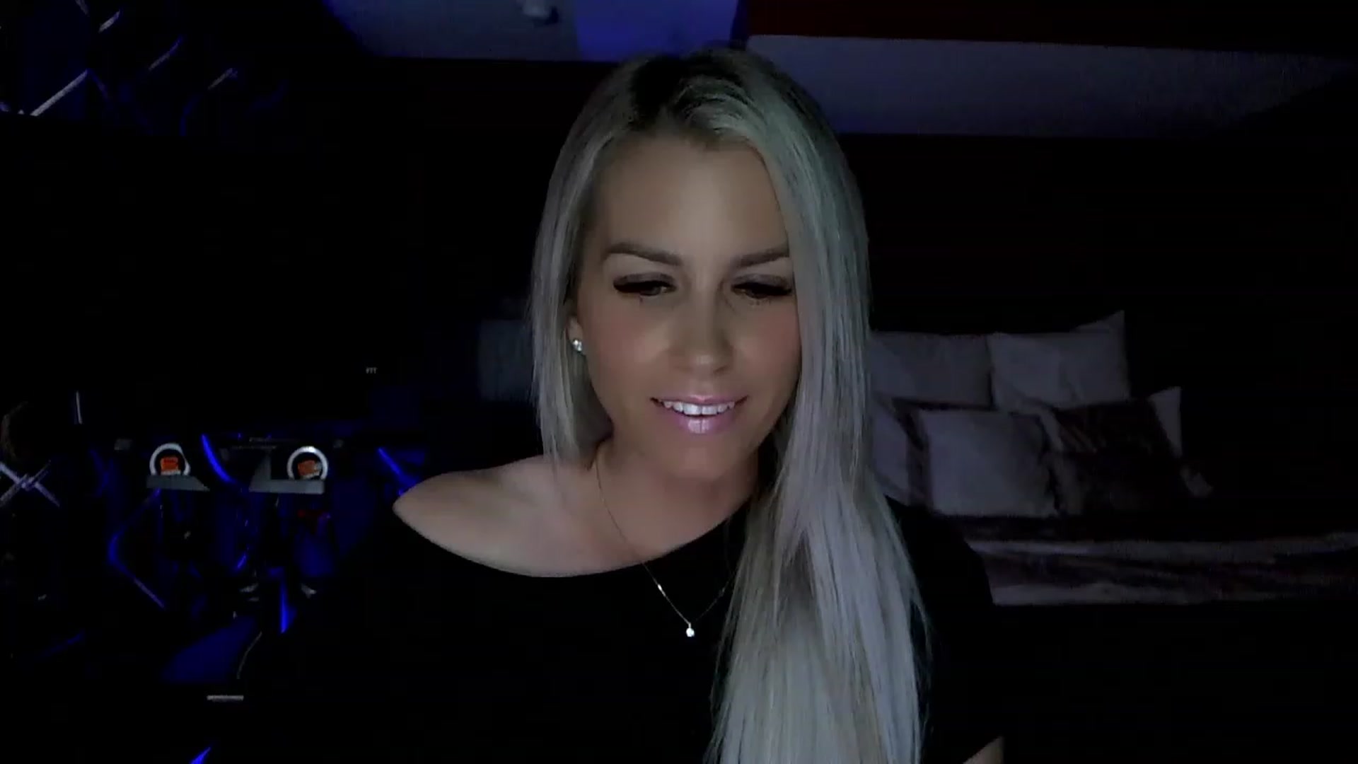 Gallery image thumbnail from Cora9's myfreecams stream on, 06/01/2023, 04:32 image 18 of 20