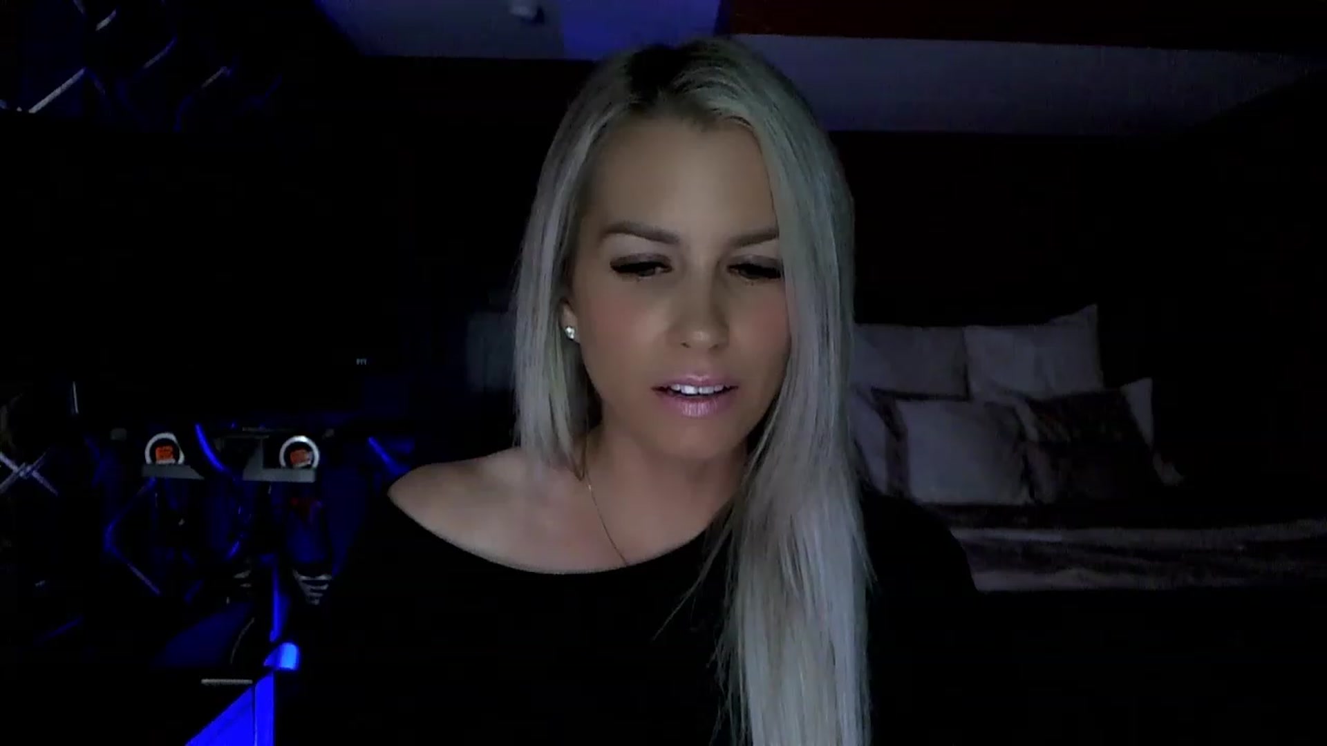 Gallery image thumbnail from Cora9's myfreecams stream on, 06/01/2023, 04:32 image 5 of 20