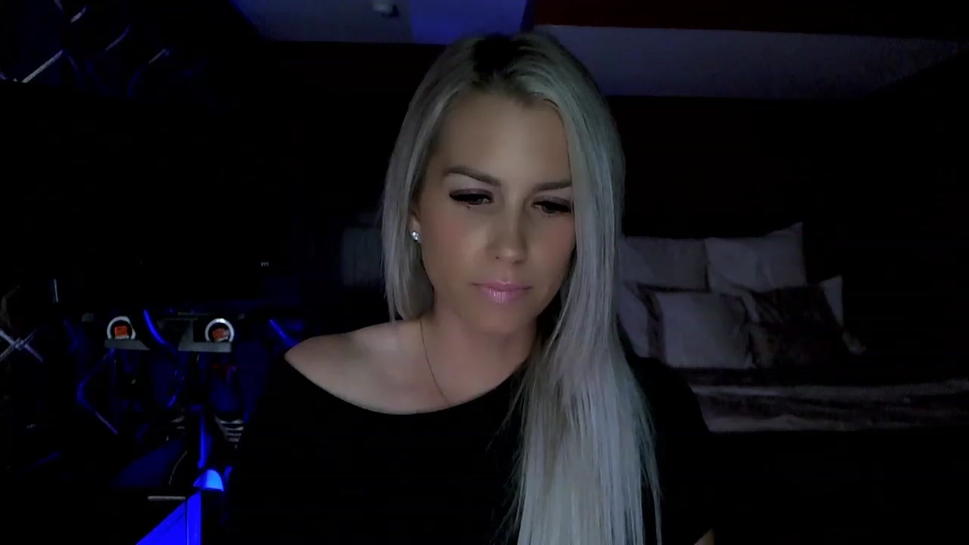 Gallery image thumbnail from Cora9's myfreecams stream on, 06/01/2023, 04:32 image 11 of 20