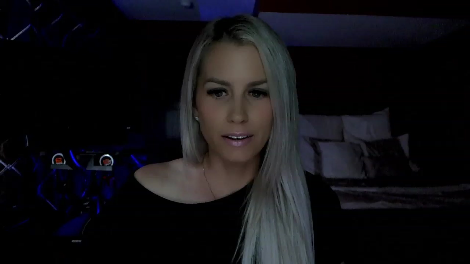 Gallery image thumbnail from Cora9's myfreecams stream on, 06/01/2023, 04:32 image 14 of 20