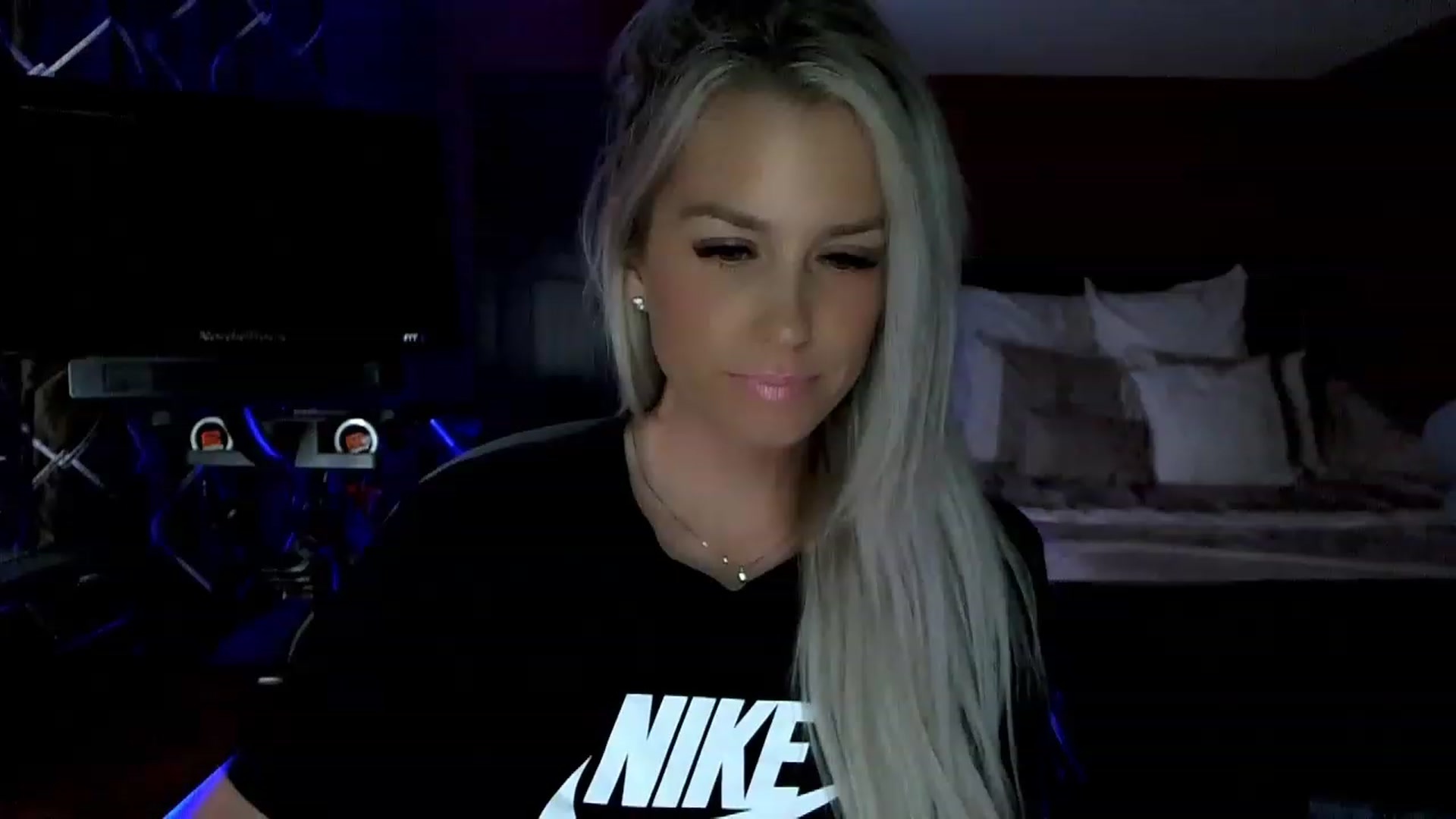Gallery image thumbnail from Cora9's myfreecams stream on, 06/06/2023, 05:36 image 14 of 20