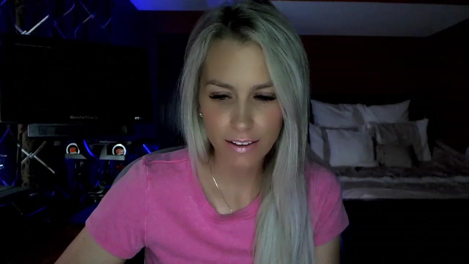 Gallery image thumbnail from Cora9's myfreecams stream on, 06/15/2023, 04:49 image 14 of 20