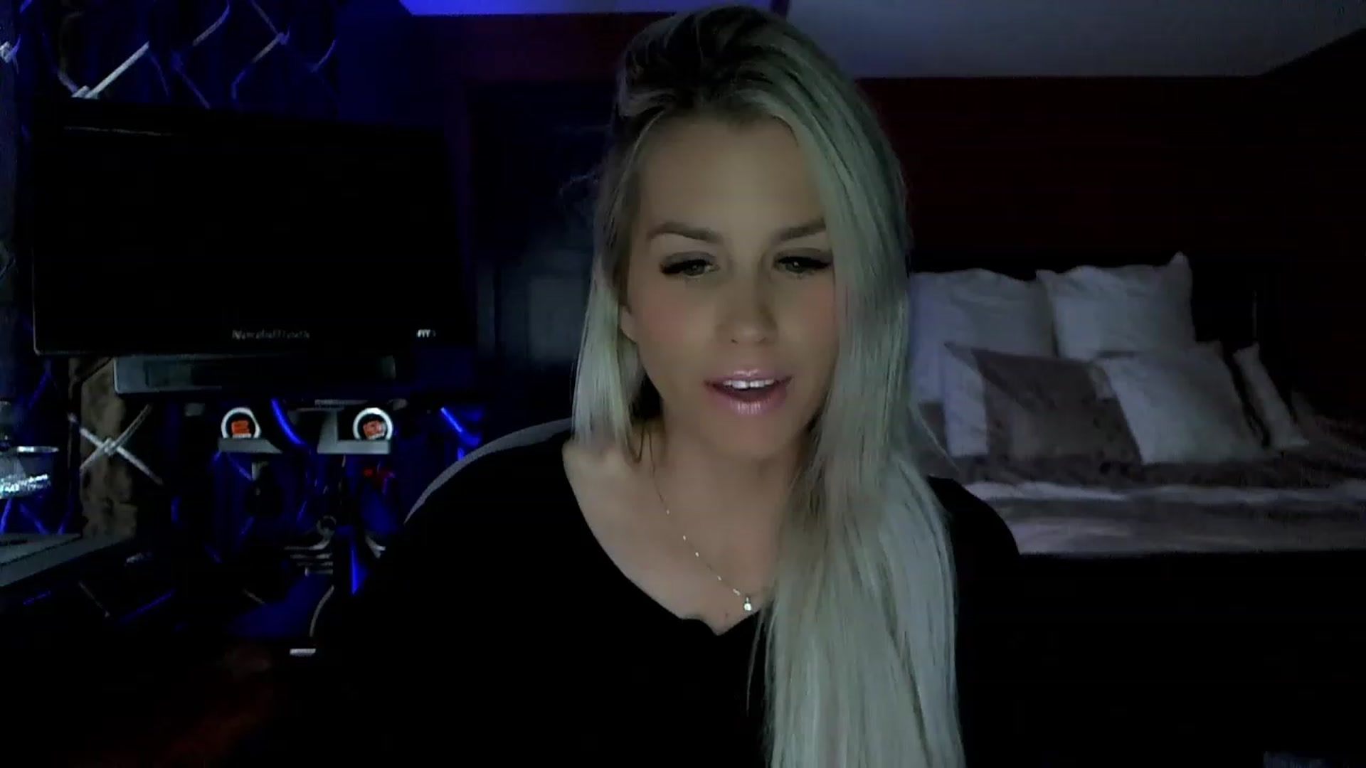Gallery image thumbnail from Cora9's myfreecams stream on, 06/21/2023, 05:07 image 5 of 20