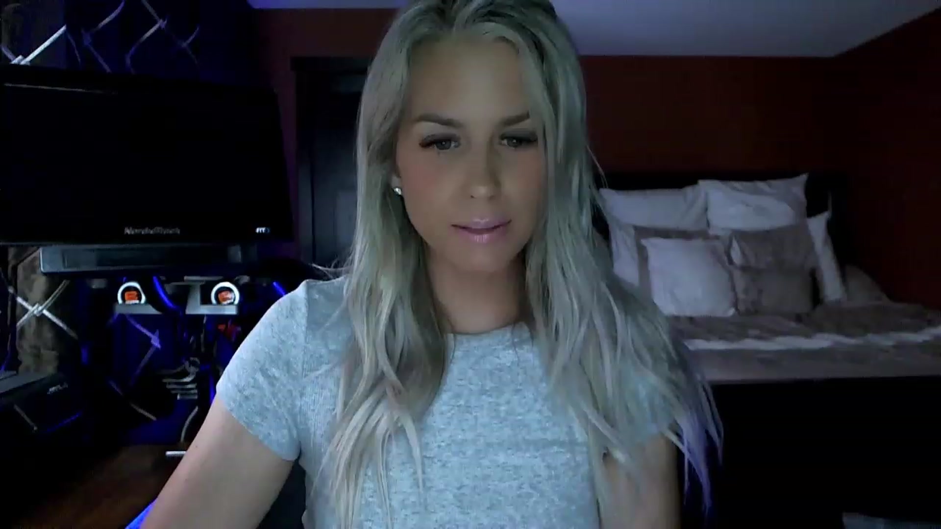 Gallery image thumbnail from Cora9's myfreecams stream on, 06/26/2023, 05:31 image 15 of 20