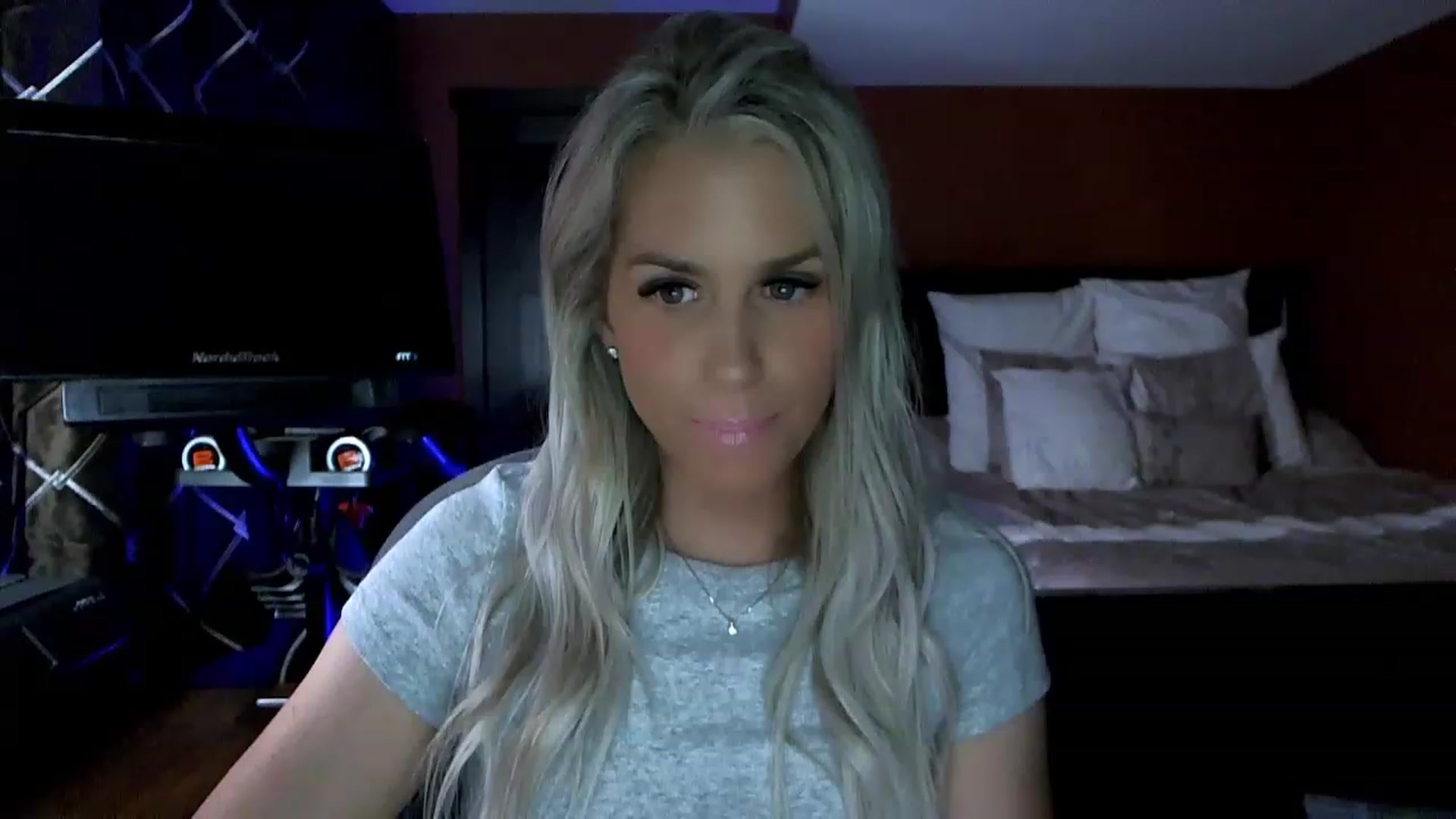 Gallery image thumbnail from Cora9's myfreecams stream on, 06/26/2023, 05:31 image 8 of 20