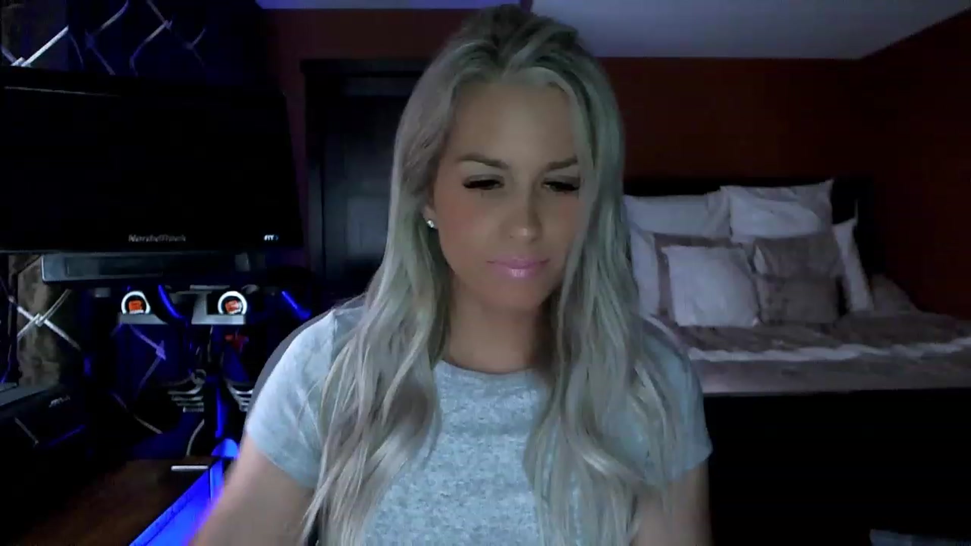 Gallery image thumbnail from Cora9's myfreecams stream on, 06/26/2023, 05:31 image 10 of 20