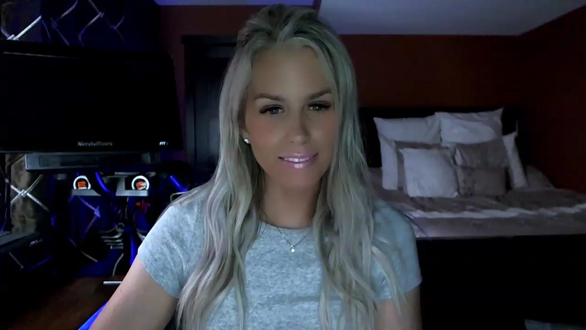 Gallery image thumbnail from Cora9's myfreecams stream on, 06/26/2023, 05:31 image 3 of 20