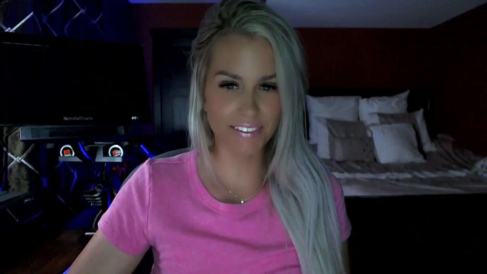 Gallery image thumbnail from Cora9's myfreecams stream on, 07/18/2023, 04:53 image 5 of 20
