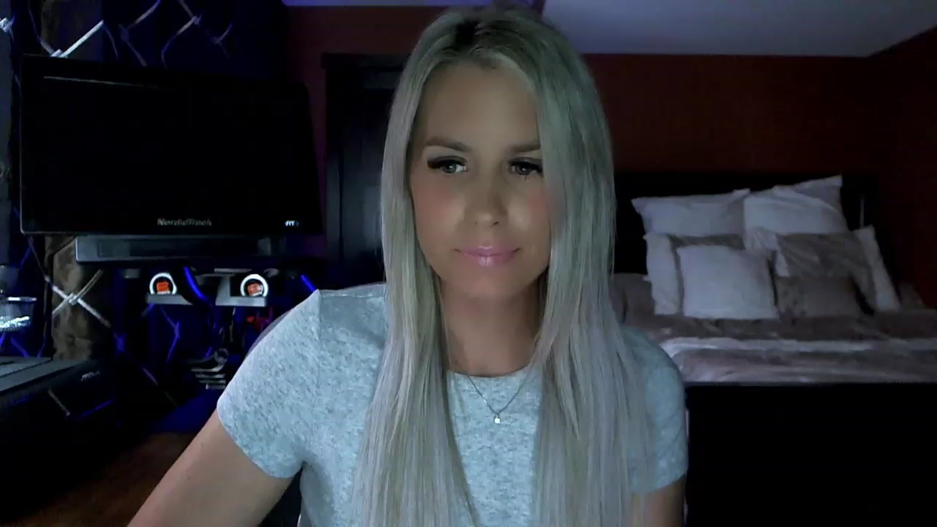 Gallery image thumbnail from Cora9's myfreecams stream on, 07/20/2023, 05:28 image 8 of 20