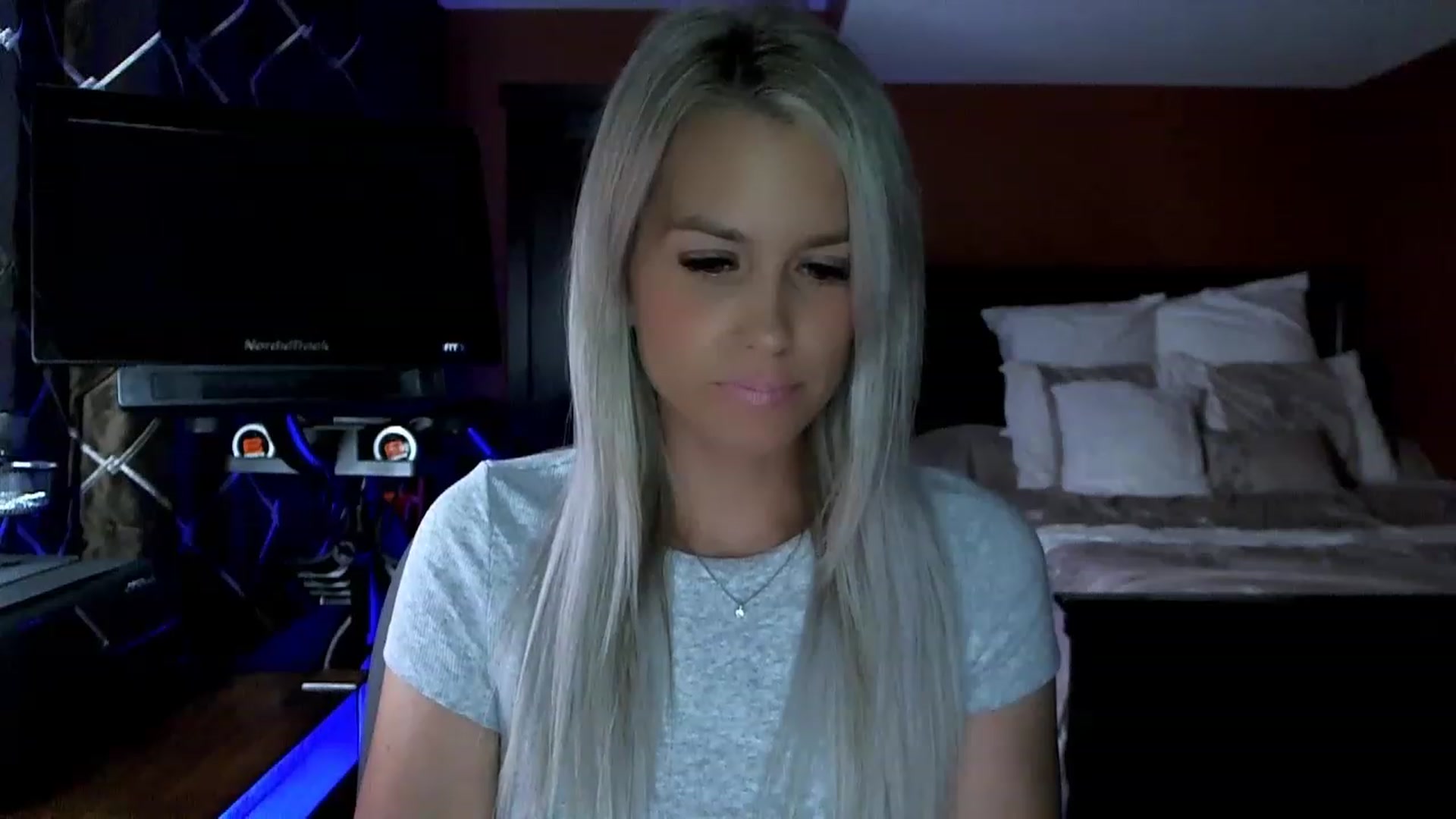 Gallery image thumbnail from Cora9's myfreecams stream on, 07/20/2023, 05:28 image 10 of 20
