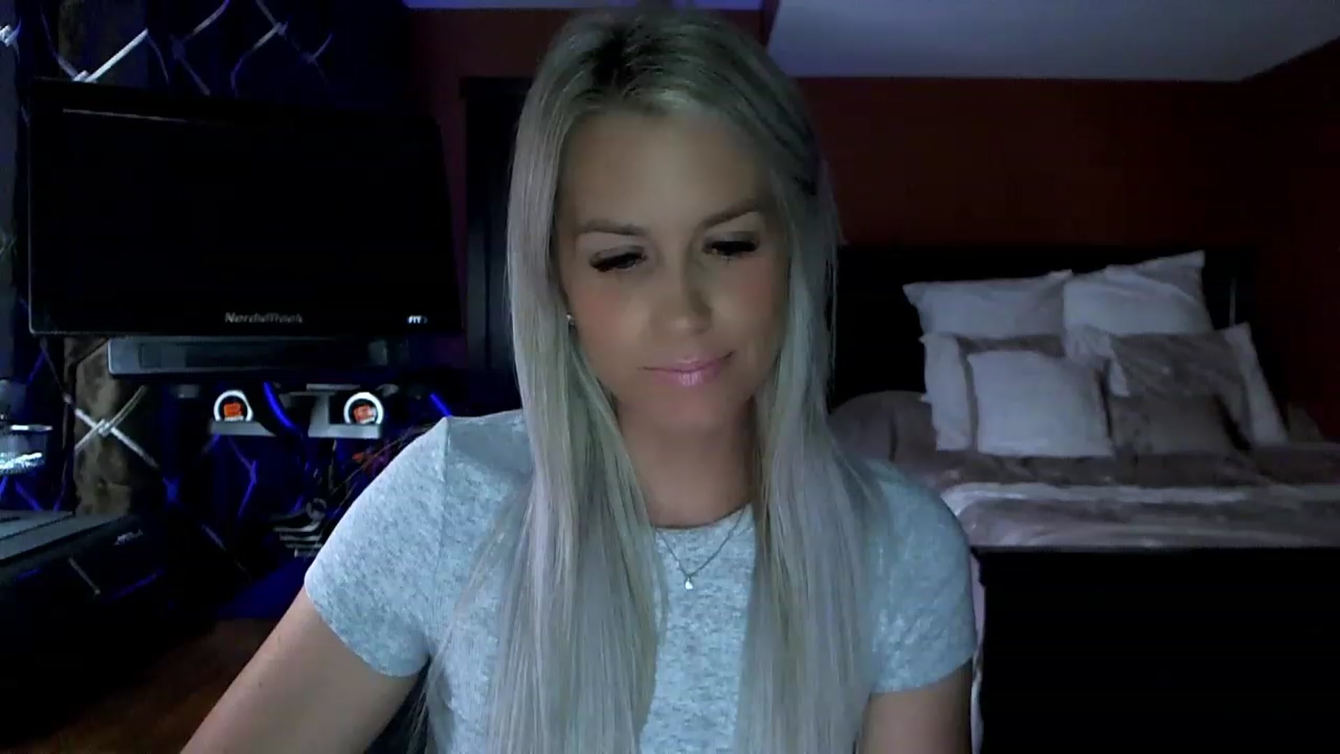 Gallery image thumbnail from Cora9's myfreecams stream on, 07/20/2023, 05:28 image 14 of 20