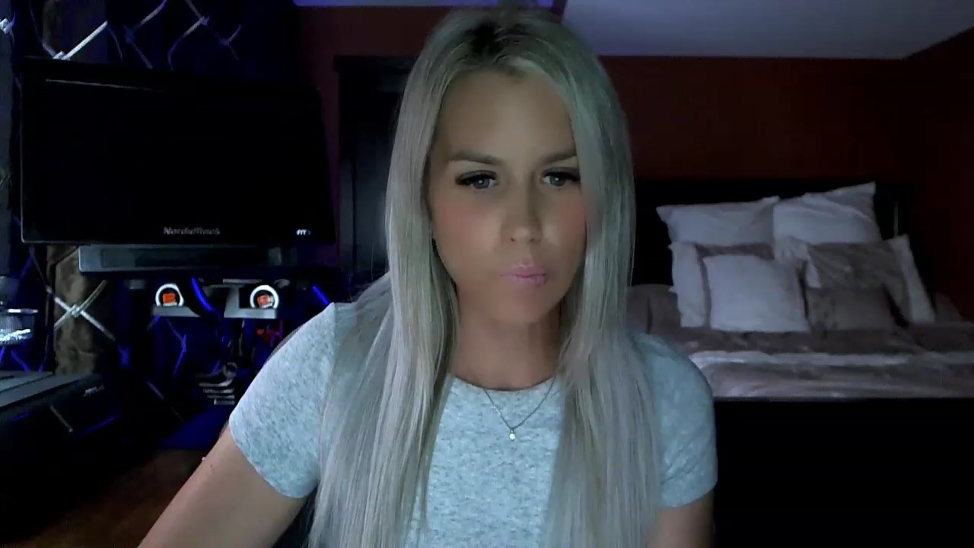 Gallery image thumbnail from Cora9's myfreecams stream on, 07/20/2023, 05:28 image 9 of 20