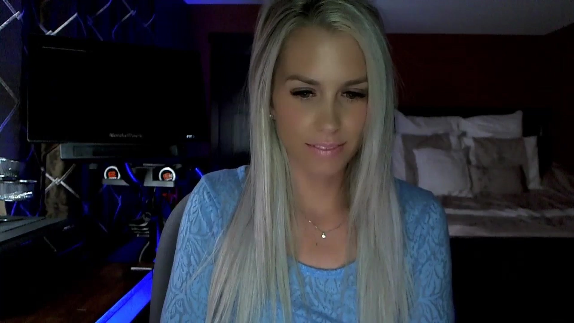 Gallery image thumbnail from Cora9's myfreecams stream on, 07/21/2023, 05:23 image 17 of 20