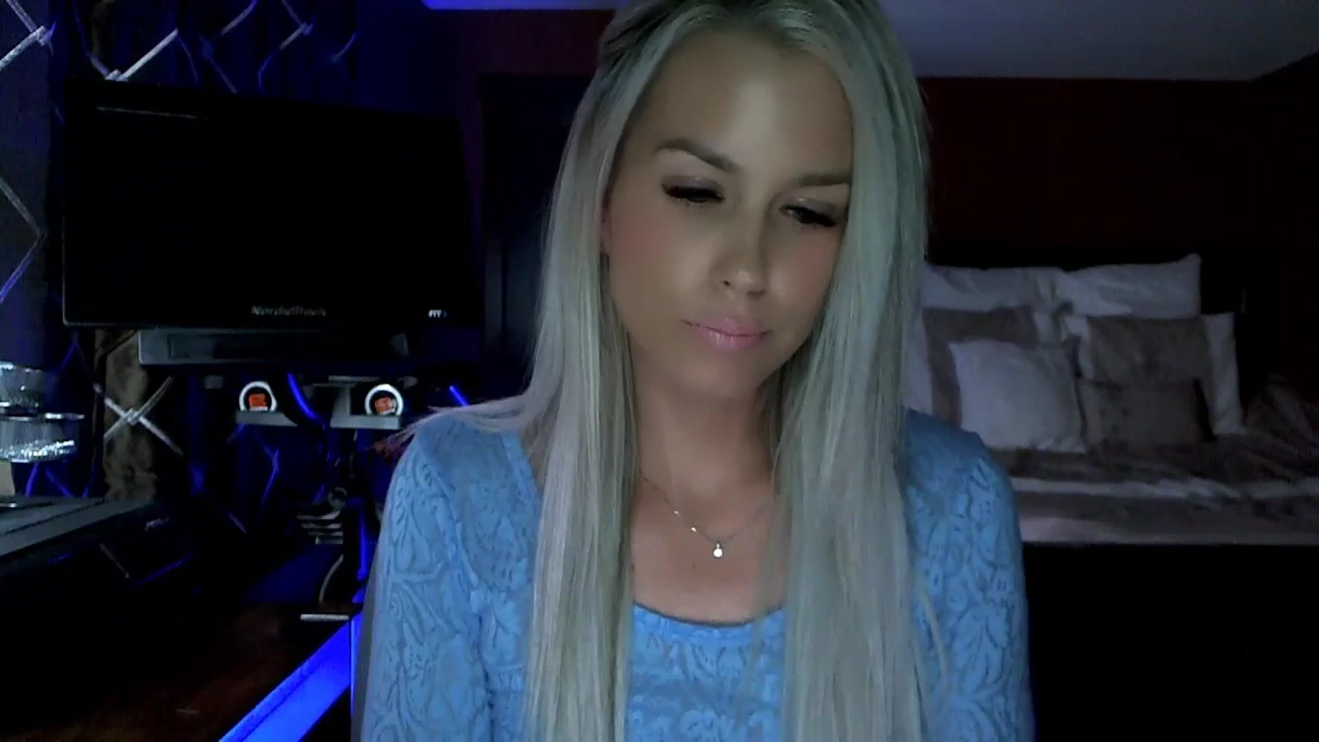 Gallery image thumbnail from Cora9's myfreecams stream on, 07/21/2023, 05:23 image 15 of 20