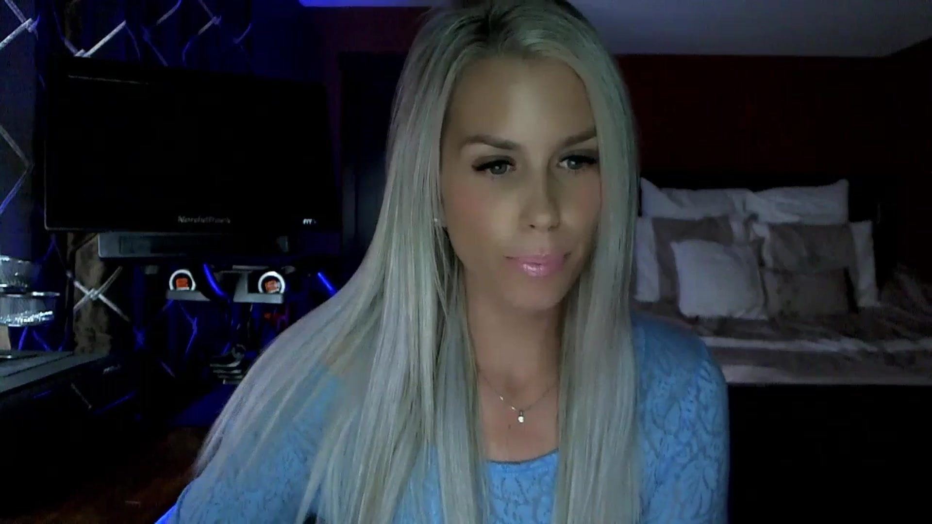 Gallery image thumbnail from Cora9's myfreecams stream on, 07/21/2023, 05:23 image 8 of 20
