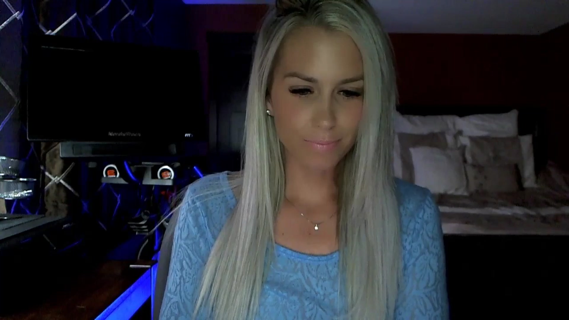 Gallery image thumbnail from Cora9's myfreecams stream on, 07/21/2023, 05:23 image 14 of 20