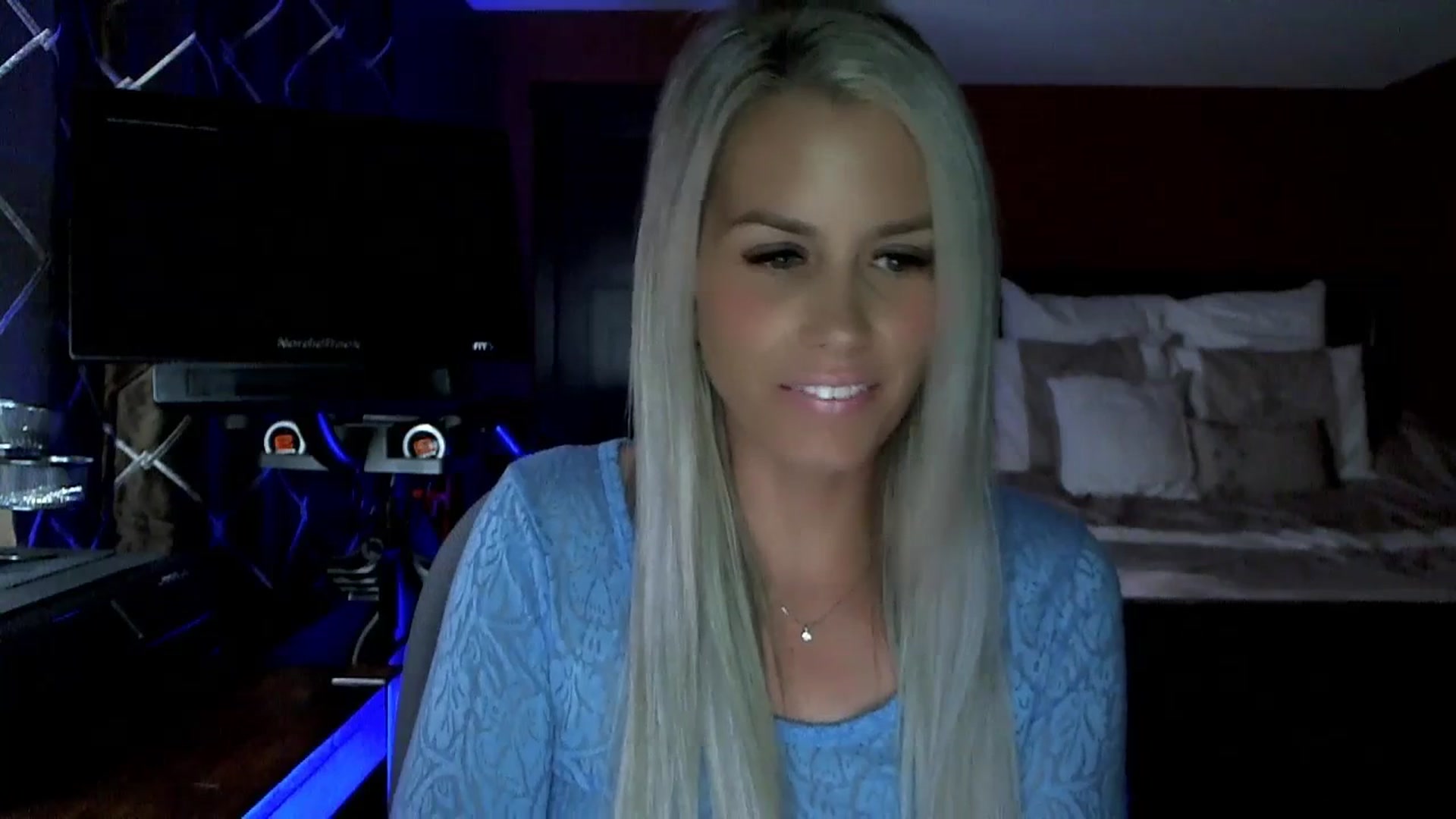 Gallery image thumbnail from Cora9's myfreecams stream on, 07/21/2023, 05:23 image 11 of 20