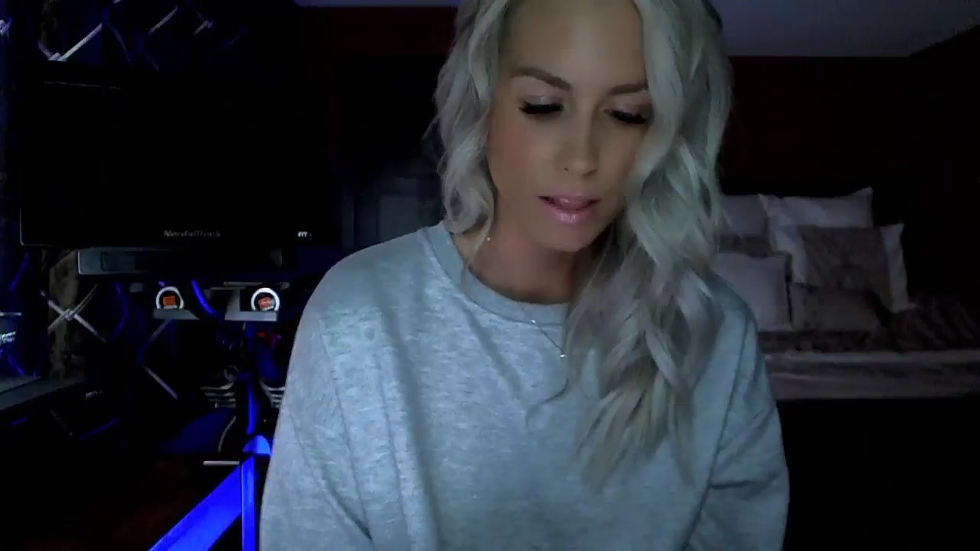 Gallery image thumbnail from Cora9's myfreecams stream on, 08/19/2023, 05:23 image 6 of 20