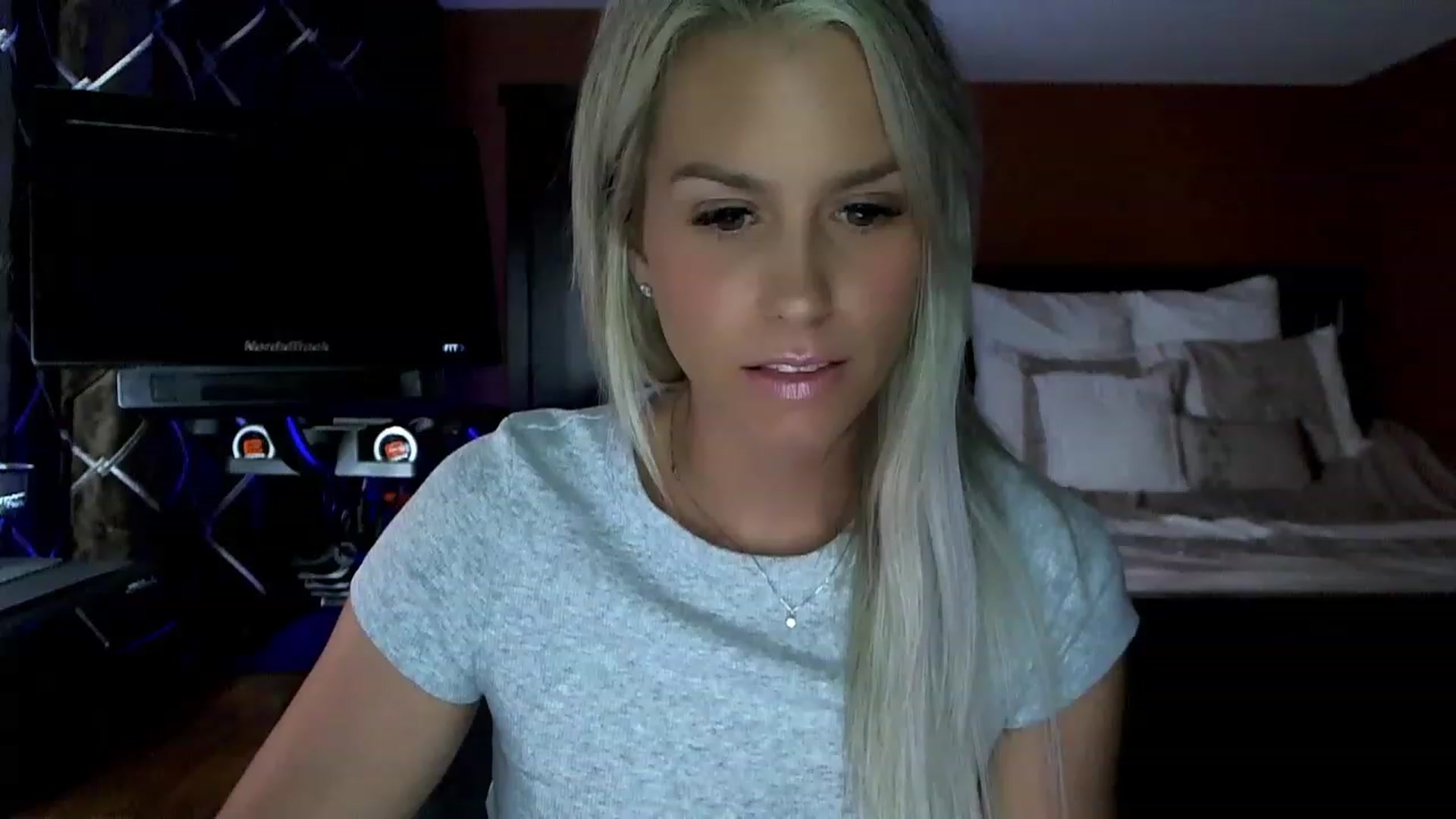 Gallery image thumbnail from Cora9's myfreecams stream on, 08/23/2023, 05:54 image 10 of 20