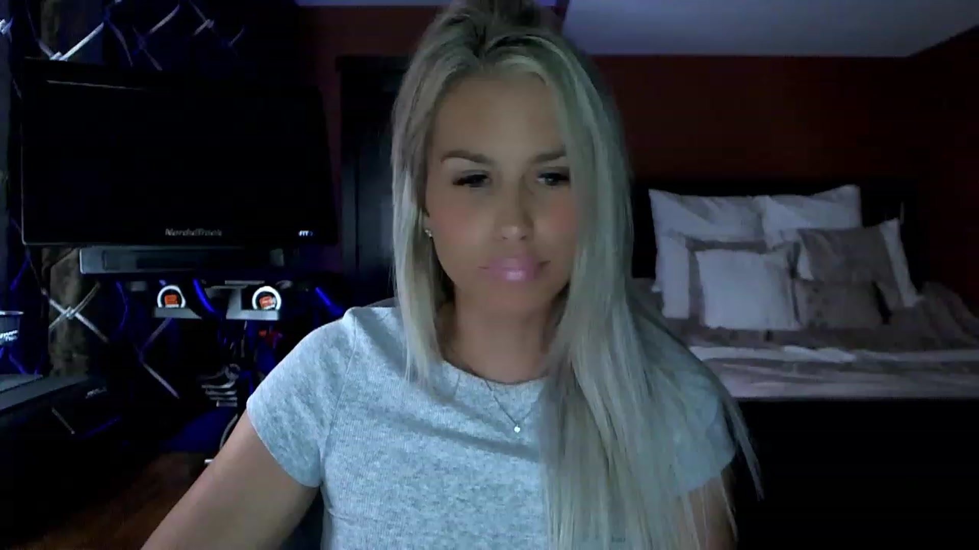 Gallery image thumbnail from Cora9's myfreecams stream on, 08/23/2023, 05:54 image 4 of 20