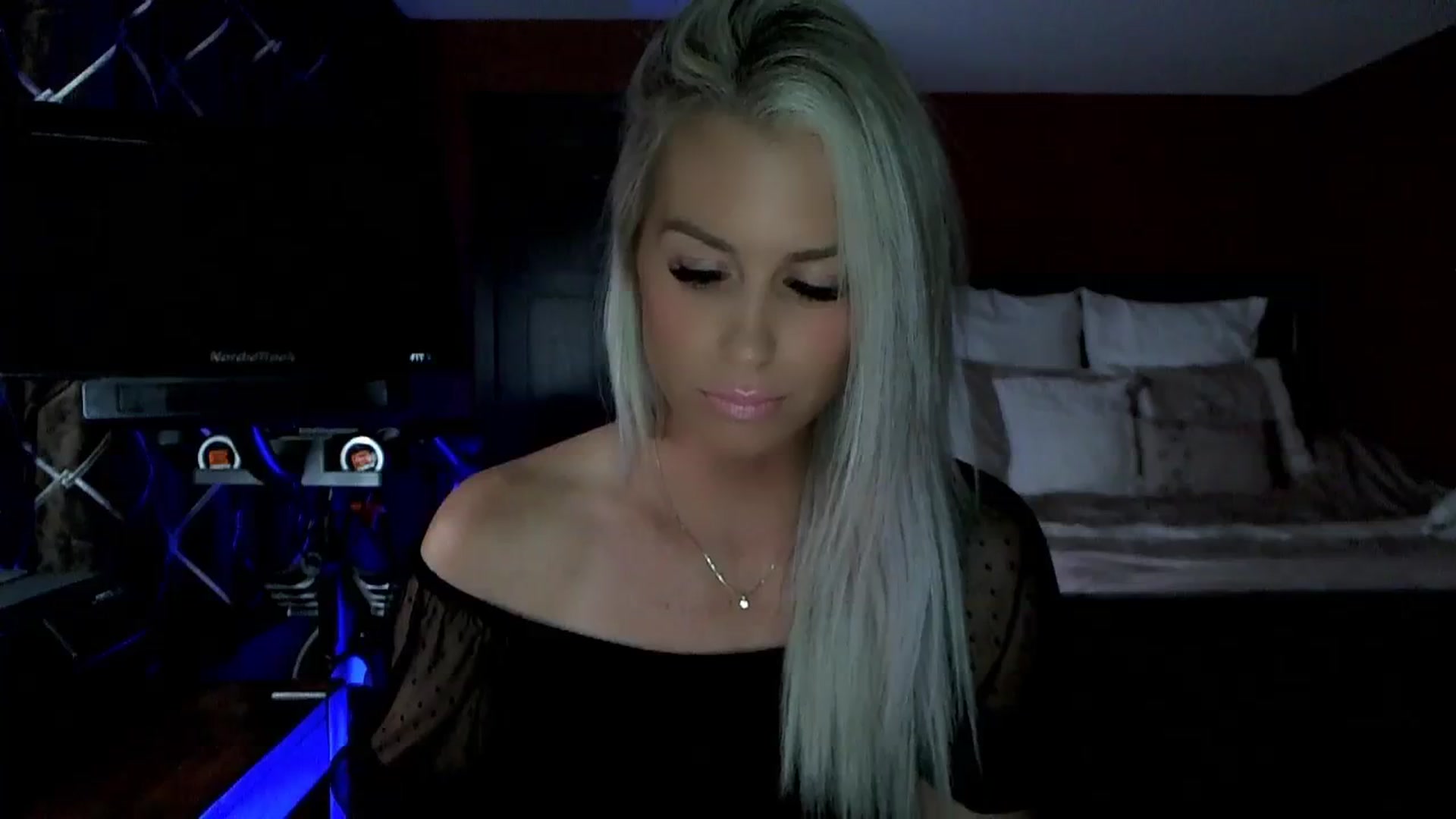 Gallery image thumbnail from Cora9's myfreecams stream on, 08/29/2023, 04:58 image 19 of 20