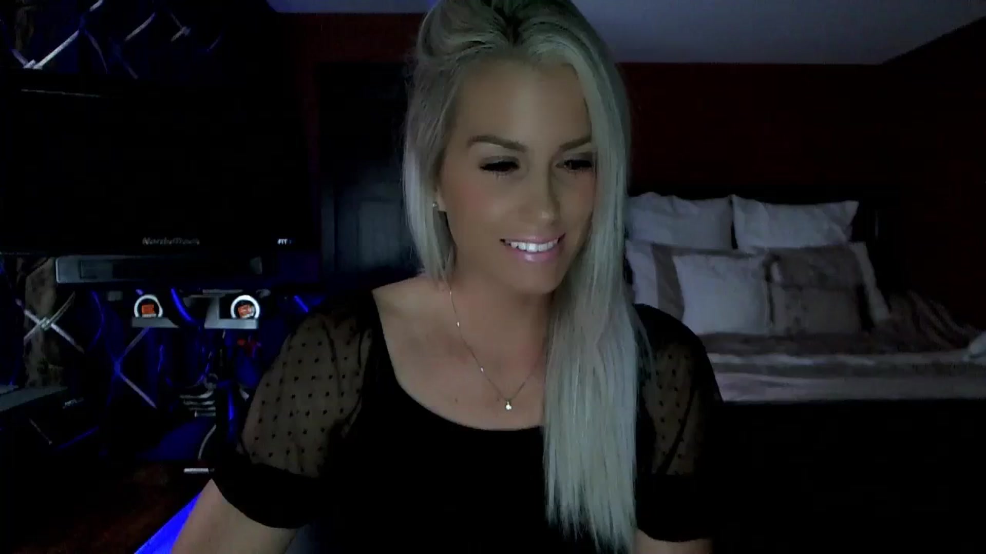 Gallery image thumbnail from Cora9's myfreecams stream on, 08/29/2023, 04:58 image 12 of 20