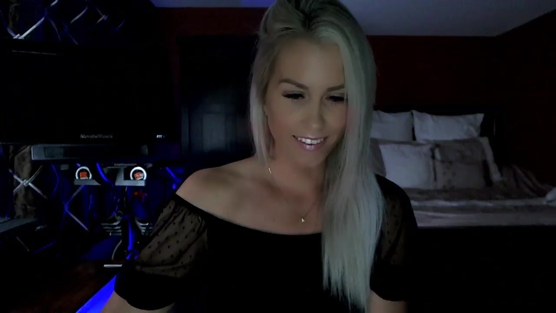Gallery image thumbnail from Cora9's myfreecams stream on, 08/29/2023, 04:58 image 18 of 20