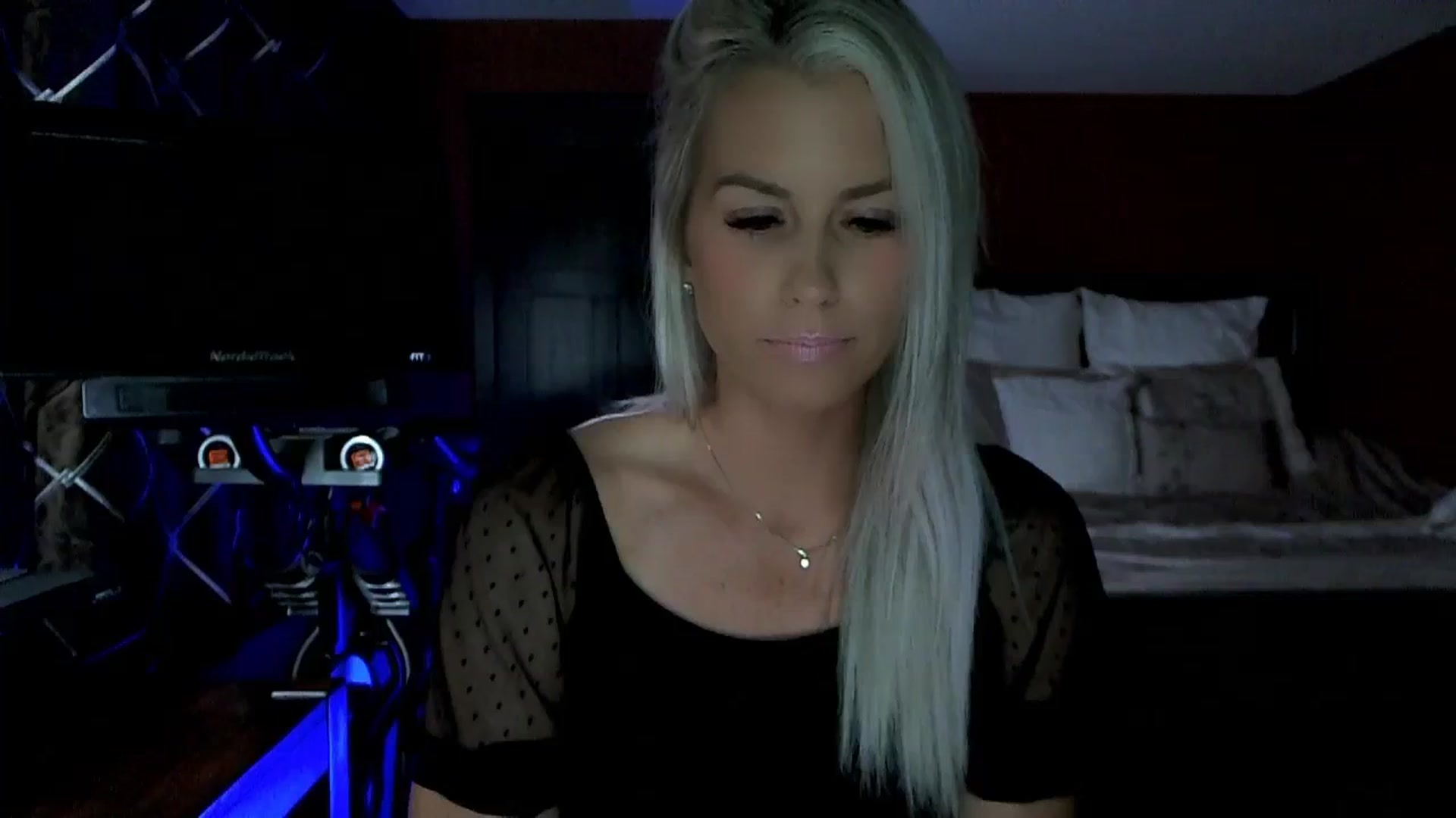 Gallery image thumbnail from Cora9's myfreecams stream on, 08/29/2023, 04:58 image 4 of 20