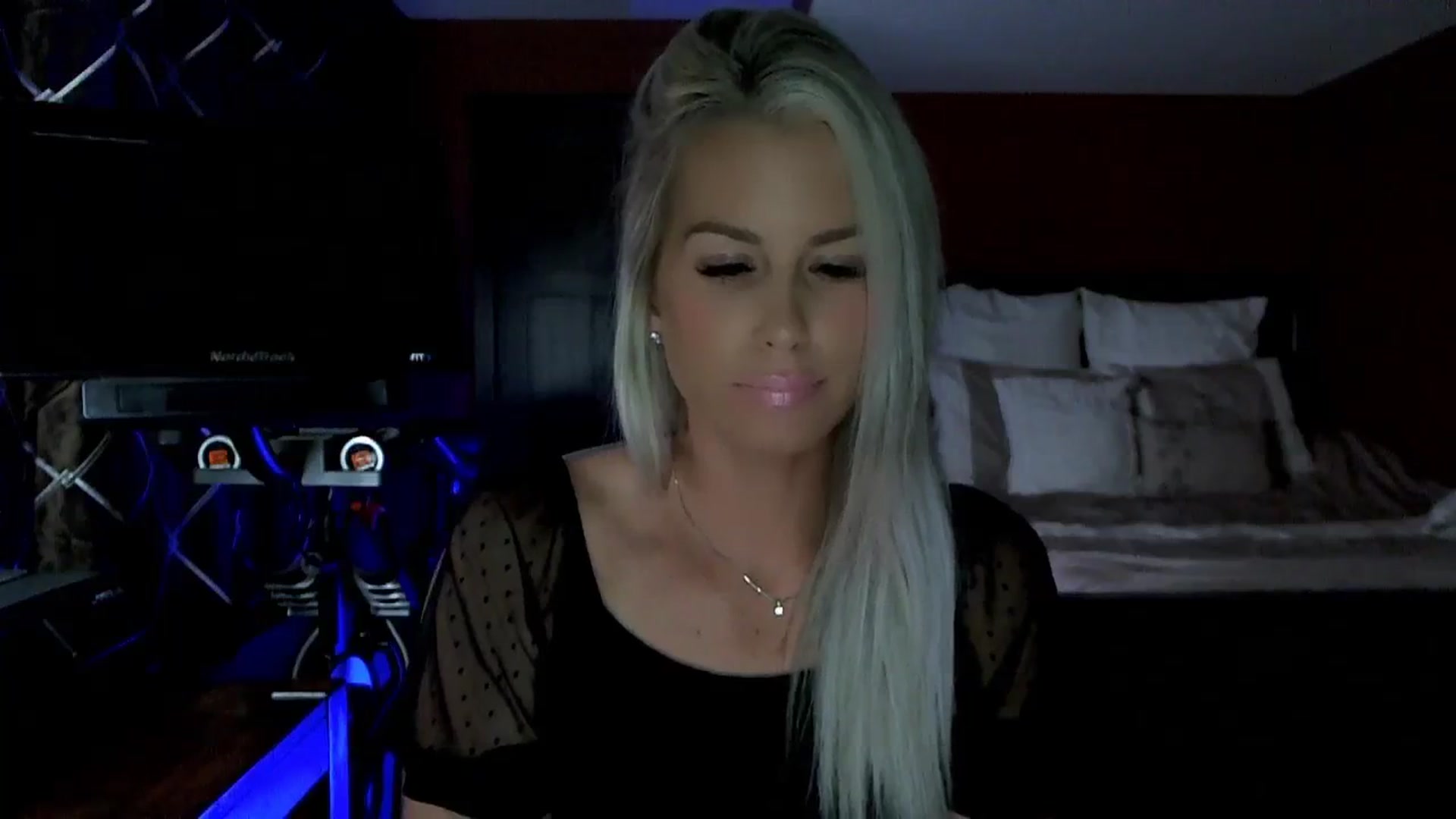 Gallery image thumbnail from Cora9's myfreecams stream on, 08/29/2023, 04:58 image 2 of 20